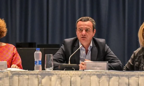 Kurti edhe sivjet shkon në Greqi për simpoziumin SYMI
