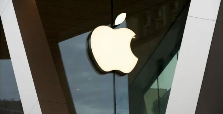 Raport: Apple po zhvillon robotin bashkëbisedues AI për të rivalizuar ChatGPT