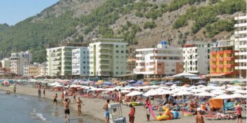 Në një hotel në Shëngjin ku pushojnë kosovarët, helmohen 9 persona