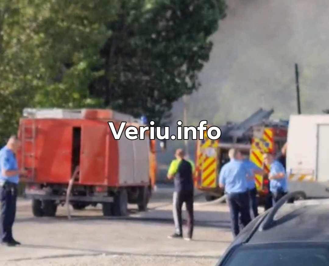 Digjen dy kamionë dhe një furgon në Mitrovicë