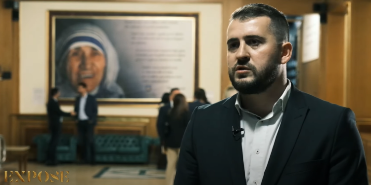 Lushtaku- “Rozetë moj Rozetë… tik tak”