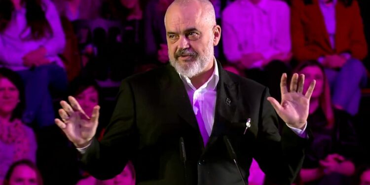 Edi Rama kryeson listën si politikani më i suksesshëm në rrjetet sociale, renditet i dyti në botë