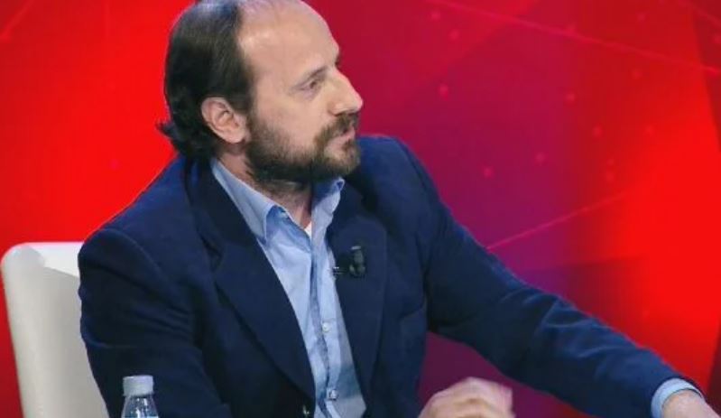 Specialja del me njoftim për arrestimin e Goxhajt në Tiranë