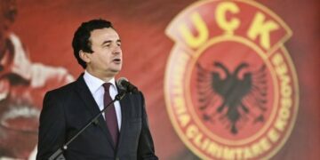 Kurti: Ka trefishim të numrit të veteranëve, mos ta dëmtojmë luftën çlirimtare