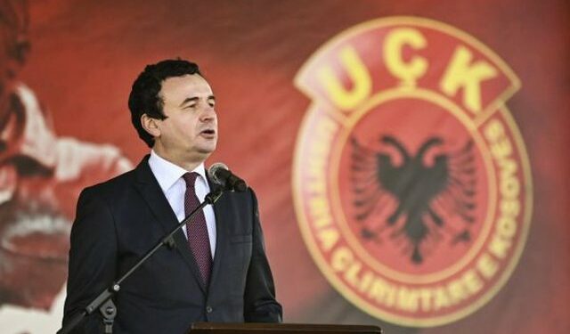 Kurti: Ka trefishim të numrit të veteranëve, mos ta dëmtojmë luftën çlirimtare
