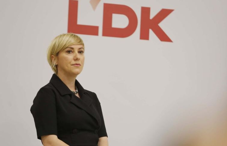 Halimi: Ky pushtet i urren gazetarët