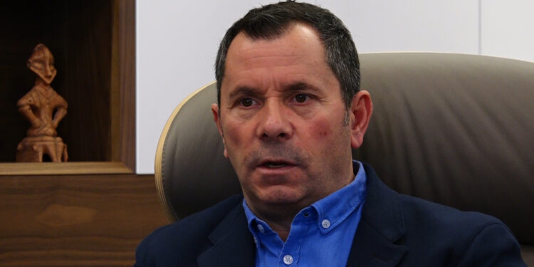 Gashi: Shumë më mirë me masa se pa territor