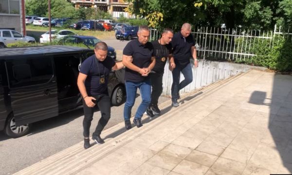 Dalin pamjet, ish-drejtori i Policisë në Mal të Zi i prangosur