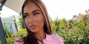 Arta Nitaj ironizon me fenë Islame