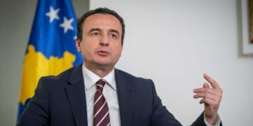 “SHBA-të e BE-ja të sanksionojnë edhe Kurtin, politika e tij nuk e bën shtet evropian Kosovën”