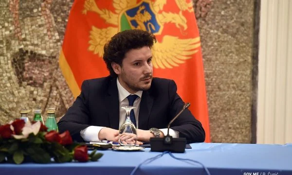 Abazoviq për Kosovën dhe Serbinë: Është mirë të shkohet drejt marrëveshjes