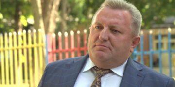 “Turistë në luftë”/ Berisha i përgjigjet Haradinajt, nuk është mirë që të pështyhet sofra ku ke marrë emër e nder dhe lavdi.