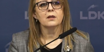 Hykmete Bajrami “godet” Vetëvendosjen: Jeni të mjerë ju, e mjerë ky vend që ju ka juve