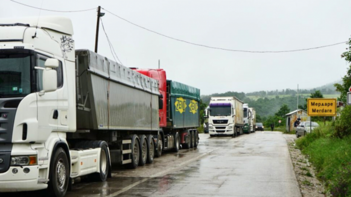 Dogana e konfirmon se po vazhdon ndalesa e Qeverisë: S’kemi hyrje të mallrave serbe në Kosovë