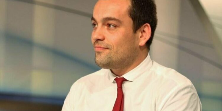 Krenar Shala me një lutje për Albin Kurtin: Mos e dërgo vendin në zgjedhje se mbesim pa opozitë