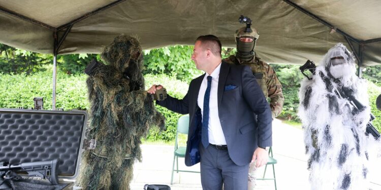 Mehaj publikon fotografi të FSK-së: Çdo ditë me punë dhe përkushtim në rrugën tonë drejt anëtarësimit në NATO