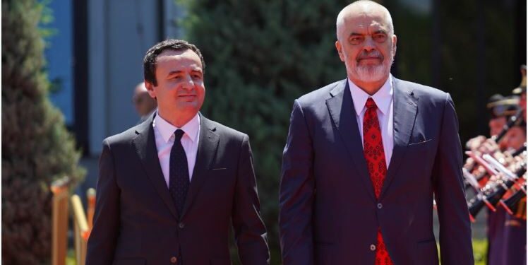 Kurti: Jam në kontakt me Ramën, i gatshëm të takohem në kuadër të mbledhjes së dy qeverive