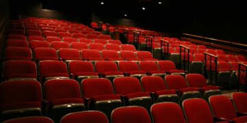 Aktorët e Hollivudit nisin grevën historike