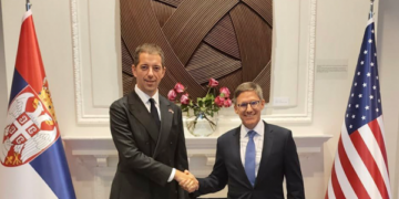 Chollet në Ambasadën serbe, Gjuriq: Serbia është partner i besueshëm i SHBA-së