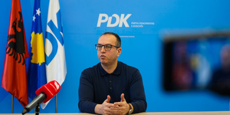 Gjoshi, PDK: Pas arrestimit të Muharremit, shkarkim të menjëhershëm dhe hetim të detajuar për Rozeta Hajdarin