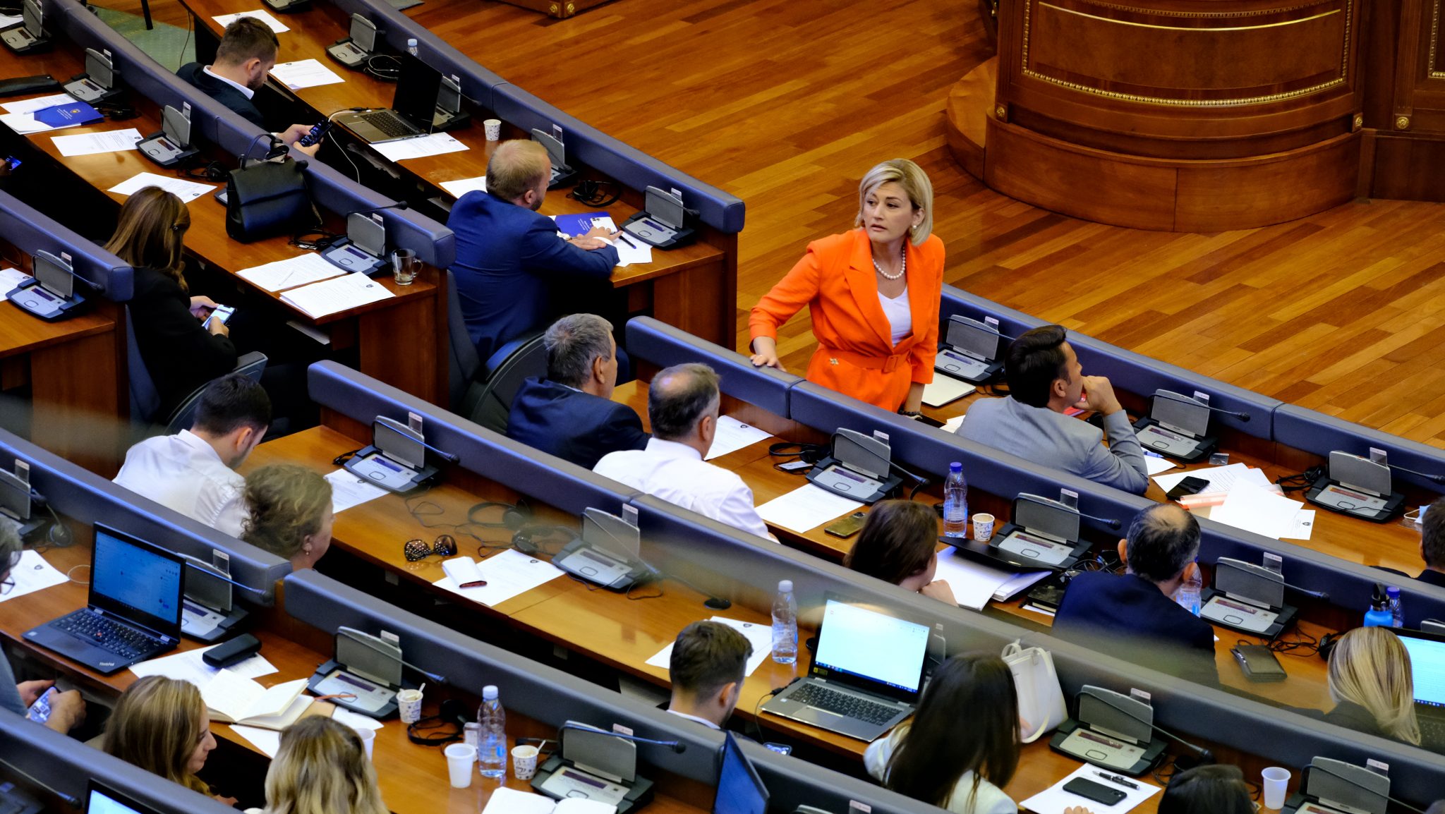 “Audio inçizimet” / Mimoza Kusari padit Sllavko Simiqin