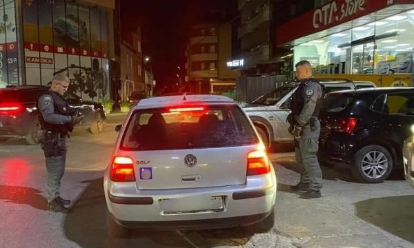 “Goditja” për 10 ditë policia arrestoi 122 persona dhe konfiskoi 43 armë