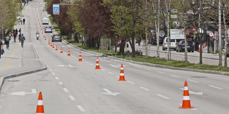 Nga 1 shtatori mbyllen për qarkullim të mjeteve motorike disa rrugë e rrugica në Prishtinë