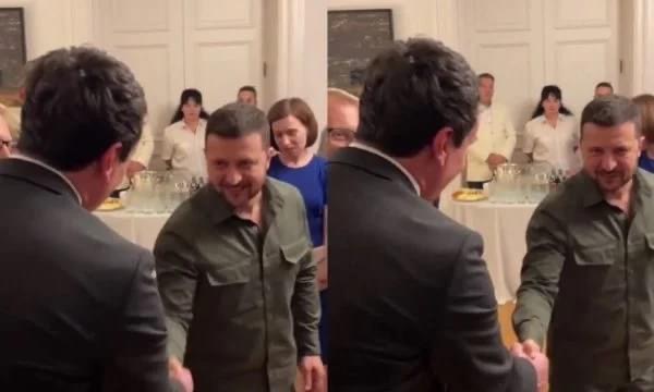 Zelensky i ‘frenon” raportet me Kosovën, takoi Vuçiqin, shtrëngimit të duarve me Kurtin s’i dha rëndësi