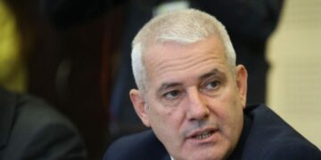 Qeveria i ndan fond nga paratë e minoriteteve, vëllait të gruas së ministrit Xhelal Sveçla