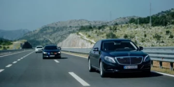 Mercedesit zyrtar s’i funksionuan frenat, kryeministri i shpëton një aksidenti