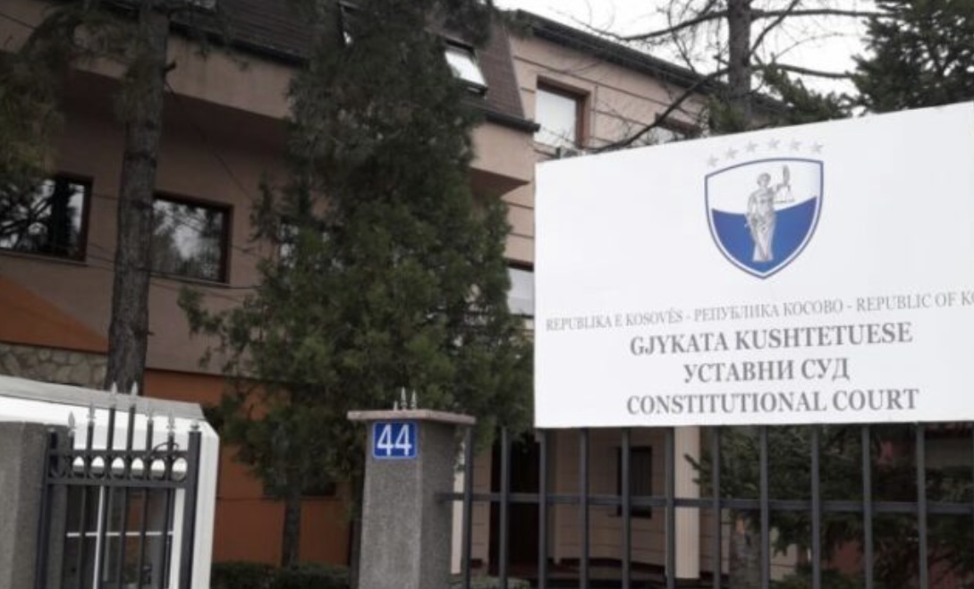 Ligji për zyrtarët publikë, Kuvendi të ndërhyjë brenda 6 muajve