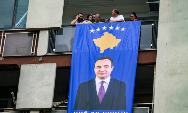 Kallëzime penale për kryetarët e Tetovës dhe Çairit për pritjen e Albin Kurtit
