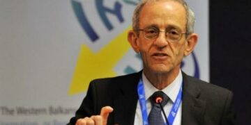 Serwer: Është i padrejtë presioni që po i bëhet Kosovës nga Perëndimi
