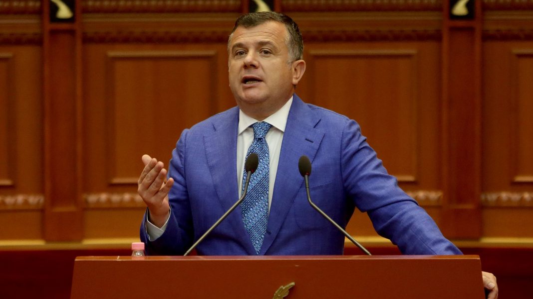 Sekuestrimi i drogës, ministri i Brendshëm i Shqipërisë: Duhet të shkohet tek “bosat” e tyre