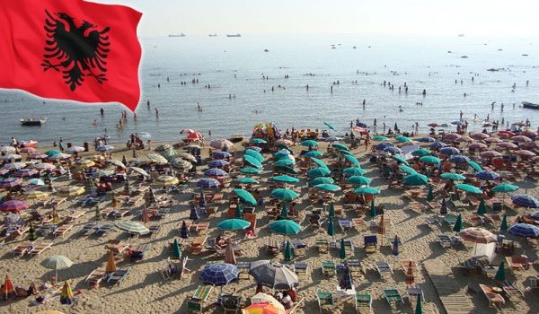 “Zbrazet” Kosova, më shumë se 36 mijë qytetarë shkojnë në Shqipëri në 24 orët e fundit