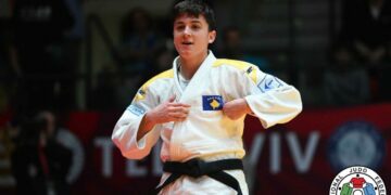 Laura Fazliu i siguron medalje Kosovës, shkon në finale të Mastersit