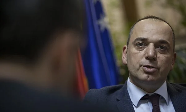 Edhe Mytaher Haskuka angazhohet në betejën për librat: Gjakderdhja financiare është ndalur, andaj po rritet buxheti