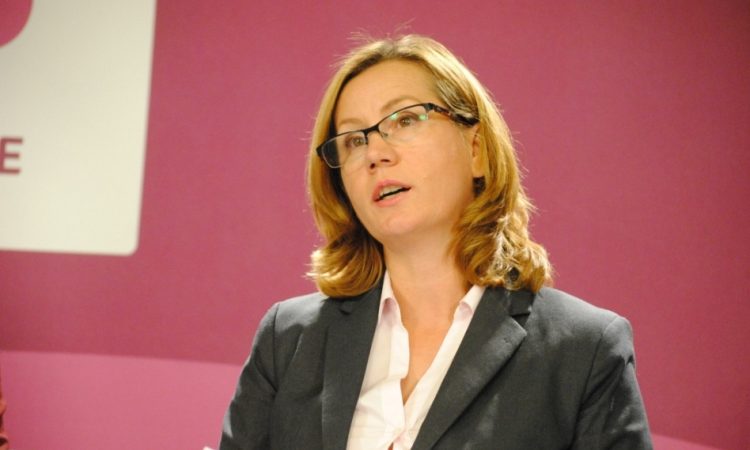 Shqipe Pantina: Shëndetësia ka dështuar, Qeveria po politizon institucionet shtetërore