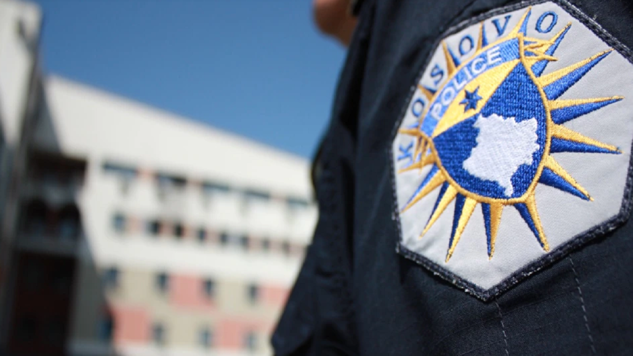 Arrestohen katër persona në Ferizaj, sulmuan me thikë zyrtarët policorë