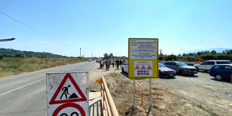 Nis rruga që e lidh Kosovën me pjesën veriore të Shqipërisë