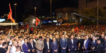 Përplasje në Shkup pas vizitës së Kurtit në Tetovë e Çair