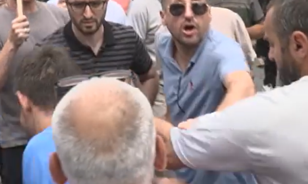 Publikohen pamjet e sulmit ndaj gazetarit Vullnet Krasniqi dhe kameramanit të Nacionales