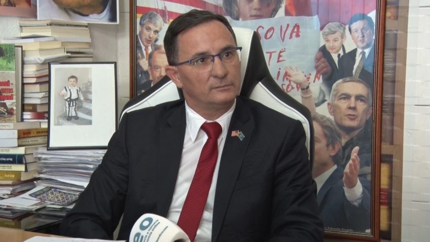 Rexhepi kritikon Qeverinë për qasjen ndaj ShBA-së, kërkon koordinim edhe më Shqipërinë për lobim