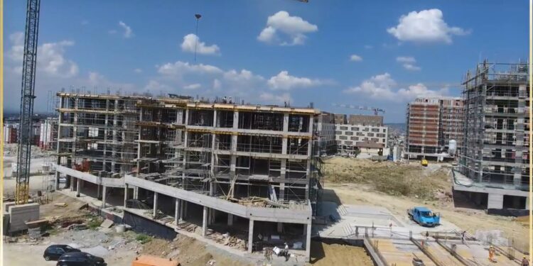Dy komplekset magjike “JONI” dhe “TRISA” po jetësohen nga “Ariani Company” – pamjet flasin vet (Video)