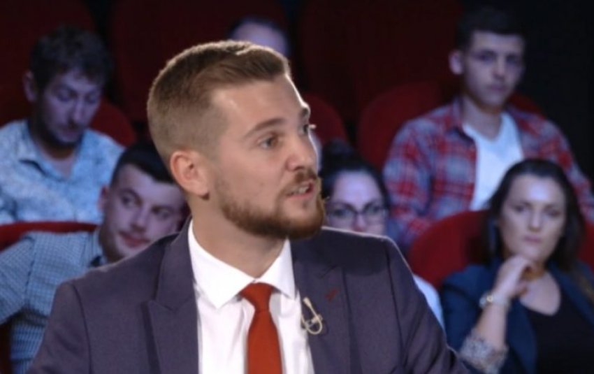 Batusha: Nga opozita s’dëgjova opsion për tekstet shkollore, vetëm shkarkim i qeverisë