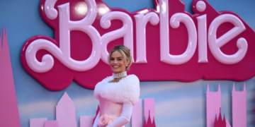 Barbie, filmi më fitimprurës ndonjëherë