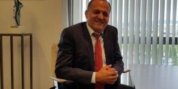 MINT u heq certifikatën edhe 15 bizneseve tjera, në mesin e tyre edhe “Devolli Group” dhe “Vitaland” të Blerim Devollit