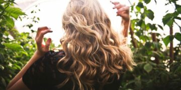 Tri këshilla për kujdesin ndaj flokëve