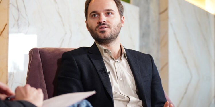 Krasniqi: Protesta e sotme tregon sa i ligë është Albin Kurti