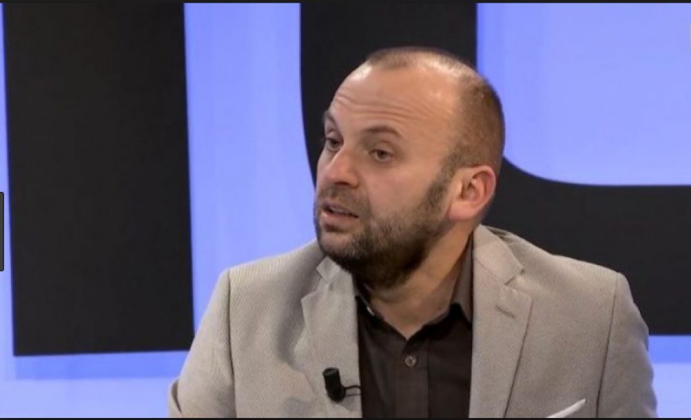 Mushkolaj: Marre me u krenu me numrin e aplikuesve për tekstet shkollore